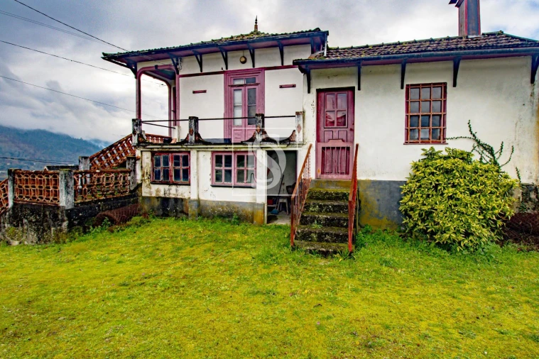 Moradia T3 para Venda em Fridão Foto 7