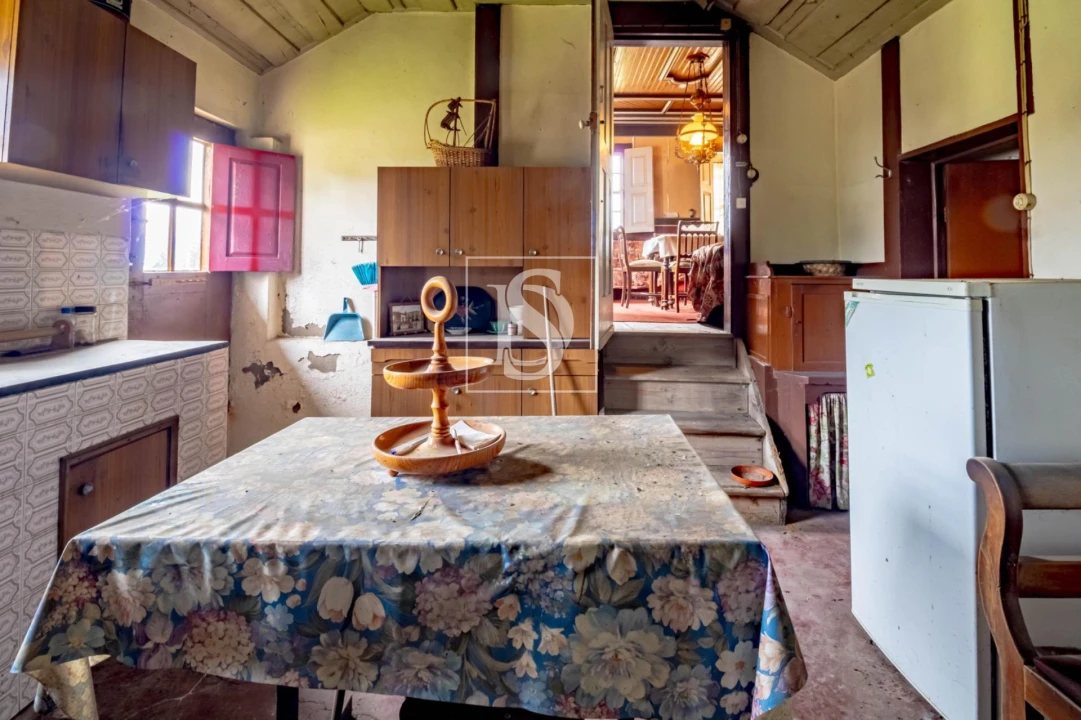 Moradia T3 para Venda em Fridão Foto 16