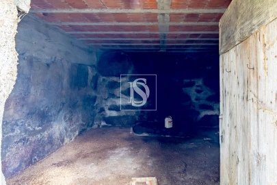 Moradia T3 para Venda em Gouveia (São Simão)