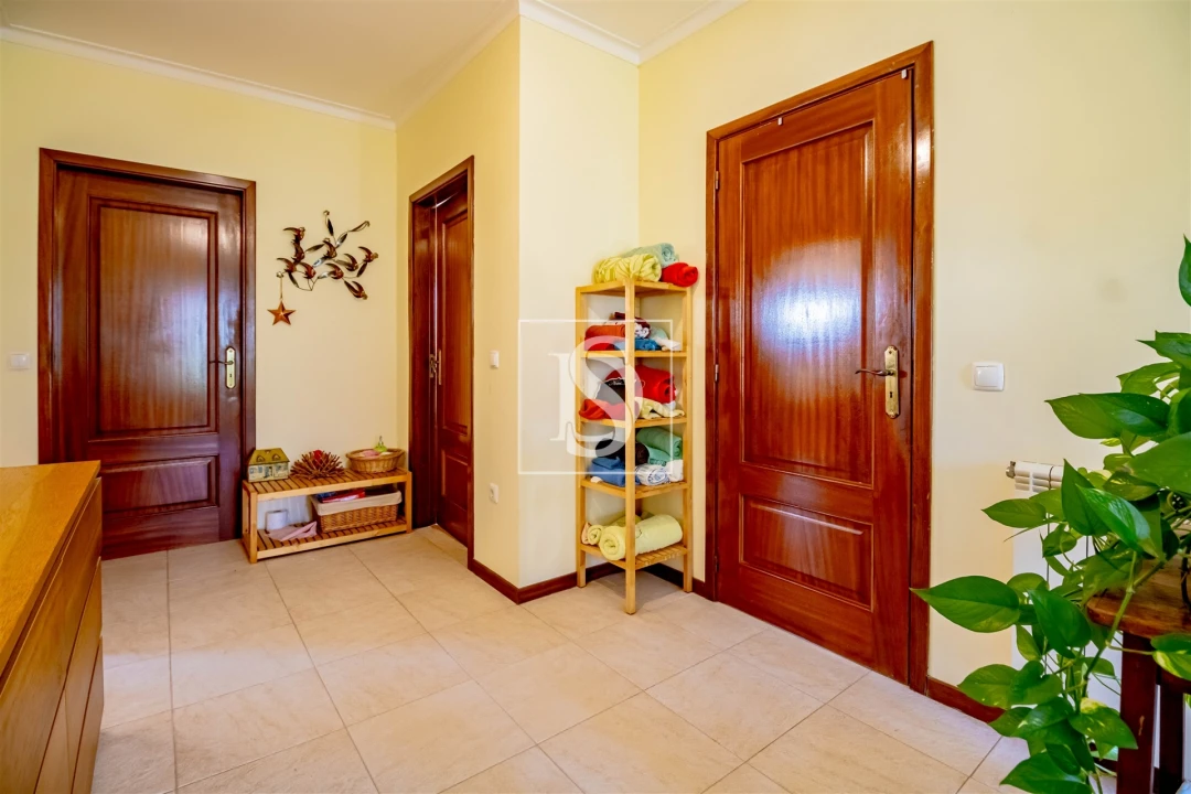 Moradia T7 para Venda em Vila Garcia, Aboim e Chapa Foto 13