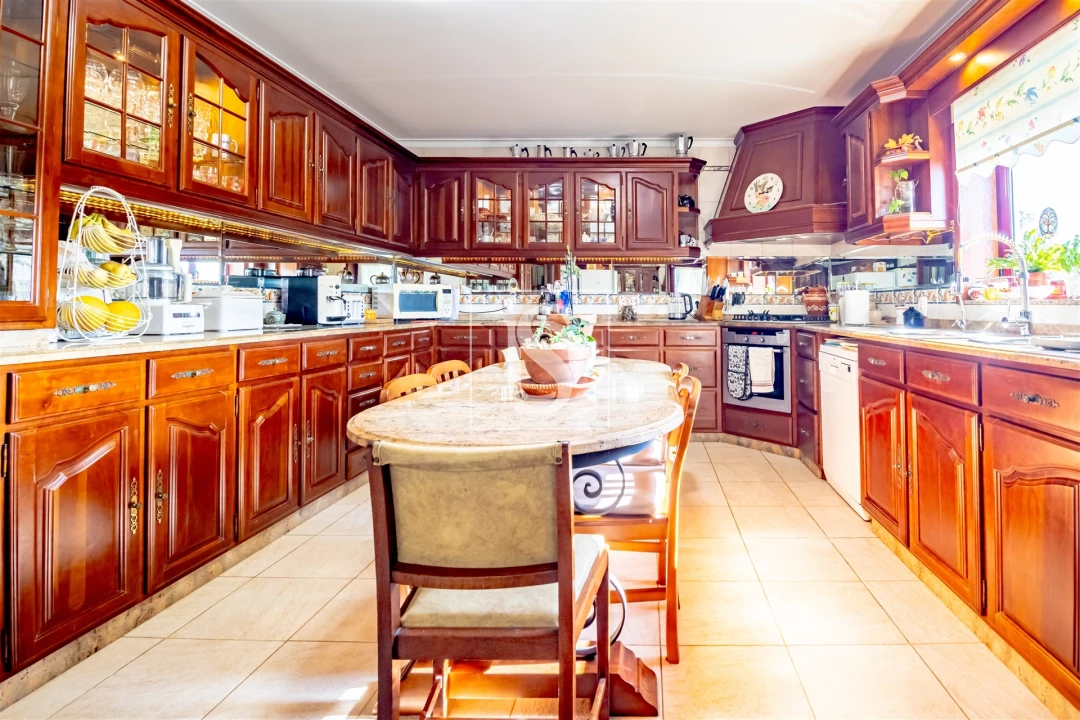 Moradia T7 para Venda em Vila Garcia, Aboim e Chapa Foto 17