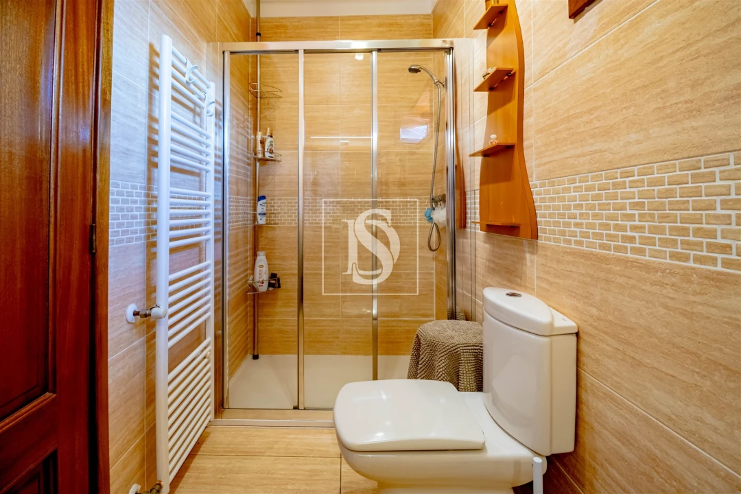 Moradia T7 para Venda em Vila Garcia, Aboim e Chapa Foto 7