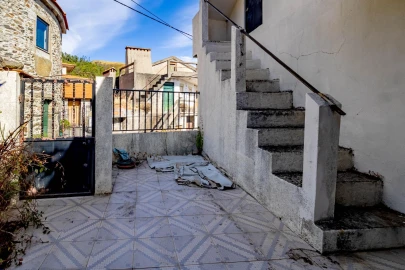 Moradia T5 para Venda em Sedielos