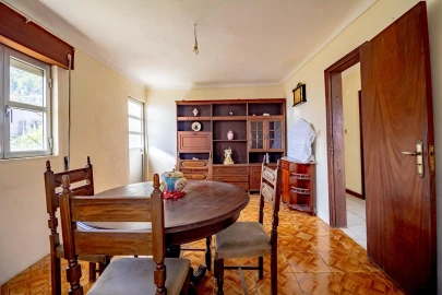 Moradia T5 para Venda em Sedielos