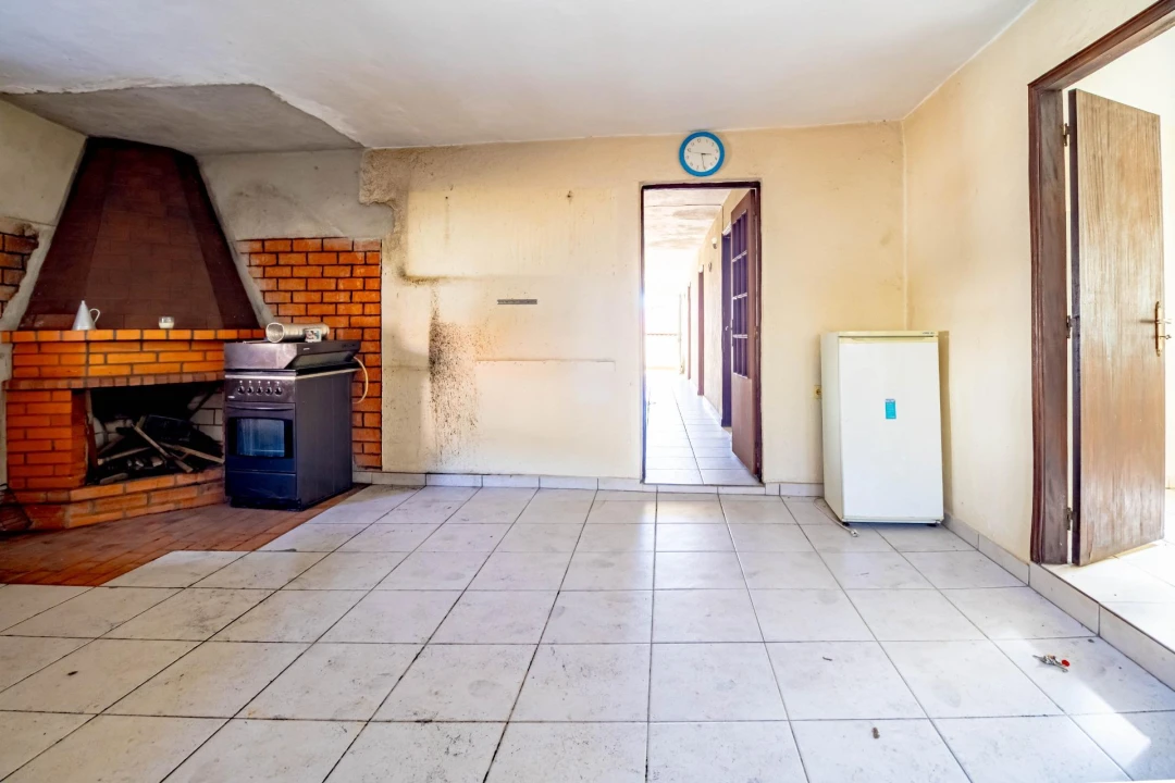 Moradia T5 para Venda em Sedielos Foto 3