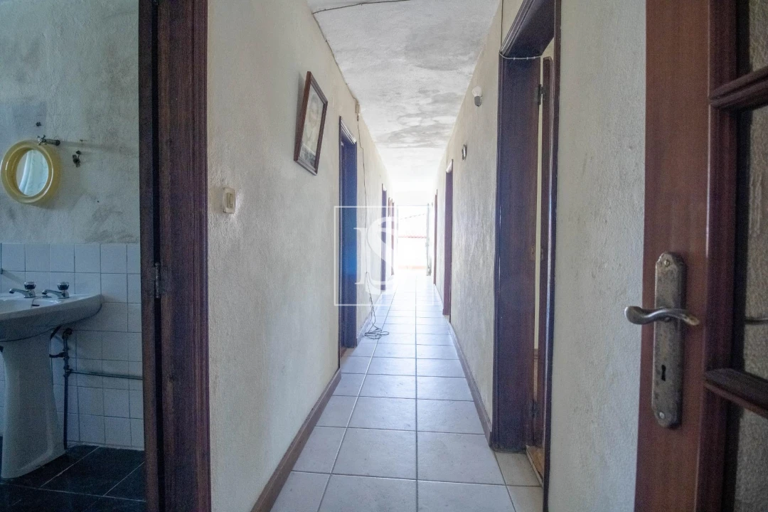 Moradia T5 para Venda em Sedielos Foto 22