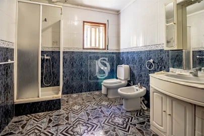 Moradia T4 para Venda em Mozelos