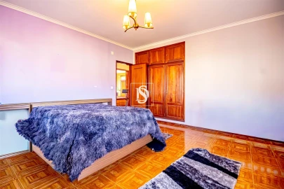 Moradia T4 para Venda em Mozelos
