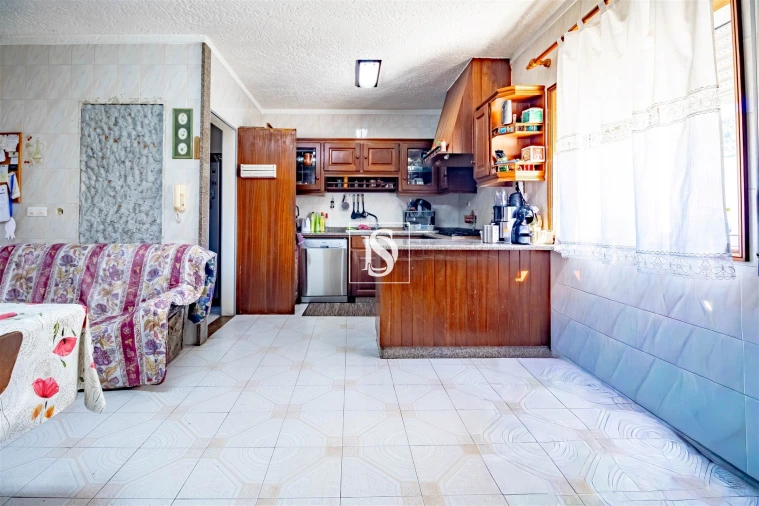 Moradia T4 para Venda em Mozelos Foto 12