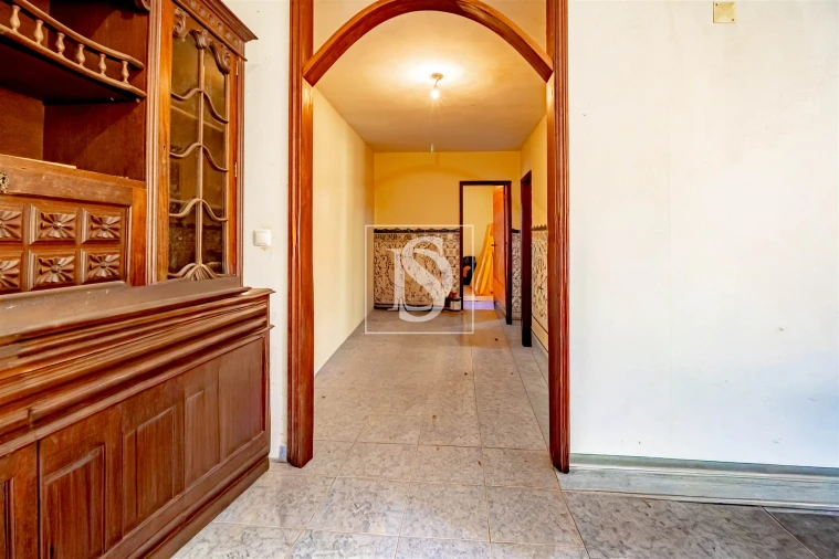 Moradia T4 para Venda em Mozelos Foto 41