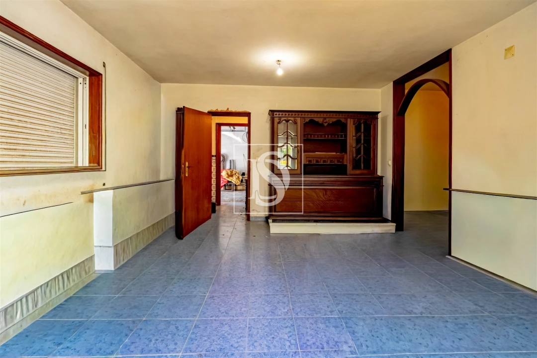 Moradia T4 para Venda em Mozelos Foto 40