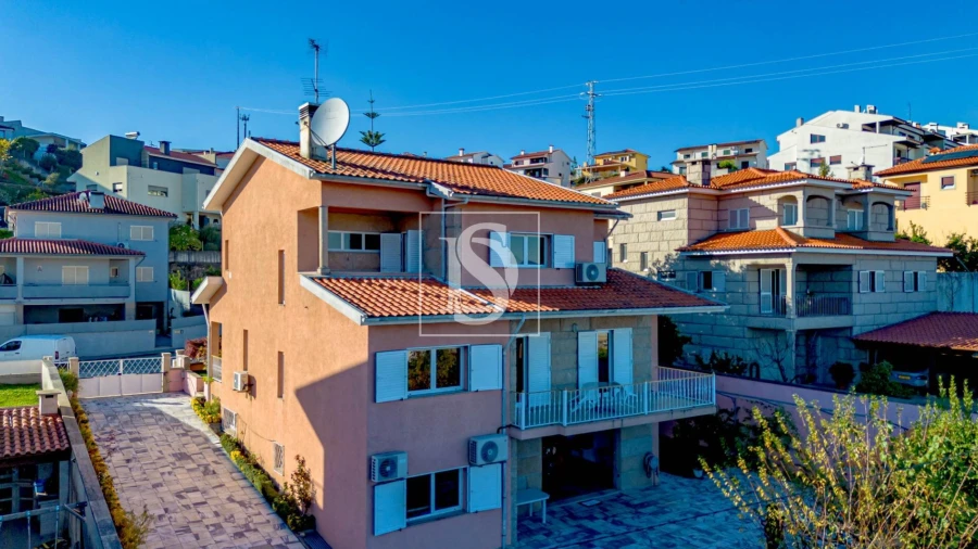 Moradia T4 para Venda em Amarante (São Gonçalo), Madalena, Cepelos e Gatão