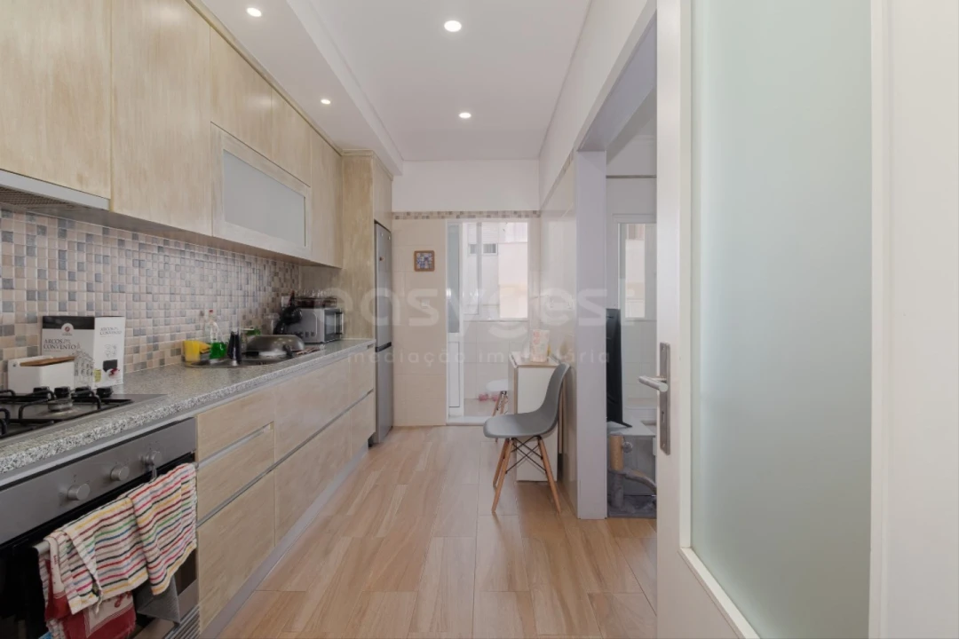 Apartamento T2 para Venda em Baixa da Banheira e Vale da Amoreira Foto 2