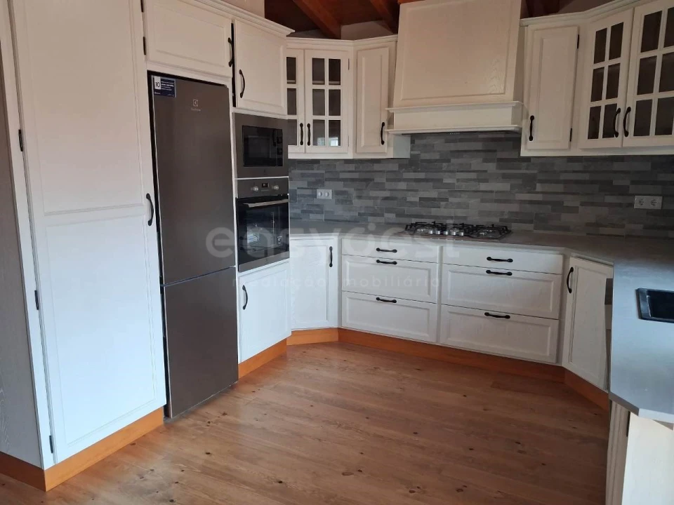 Moradia T1 para Venda em São Bartolomeu dos Galegos e Moledo Foto 10