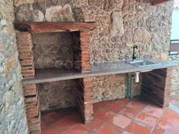 Moradia T1 para Venda em São Bartolomeu dos Galegos e Moledo