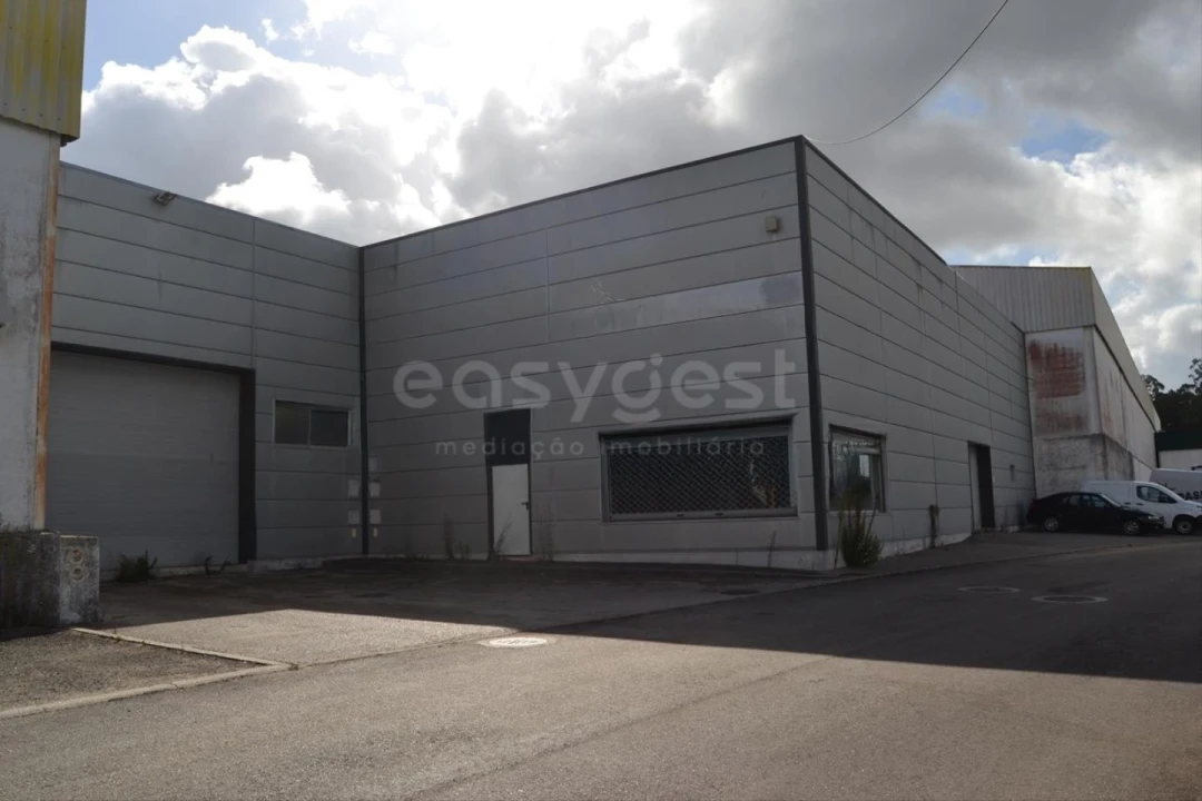 Armazém para Arrendamento em Marrazes e Barosa Foto 1