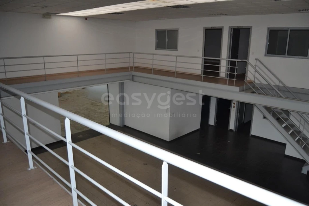 Armazém para Arrendamento em Marrazes e Barosa Foto 29