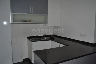 Armazém para Arrendamento em Marrazes e Barosa