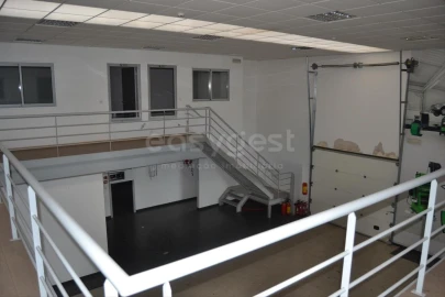 Armazém para Arrendamento em Marrazes e Barosa