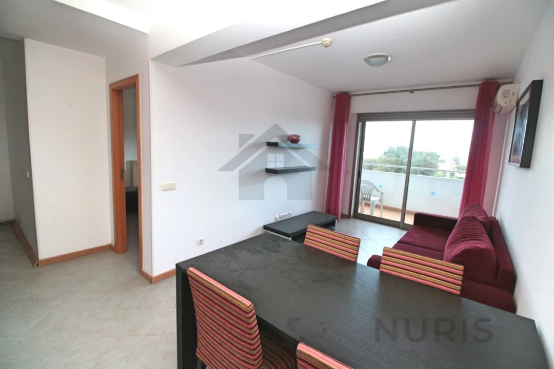 Apartamento T1 para Arrendamento em Portimão Foto 2