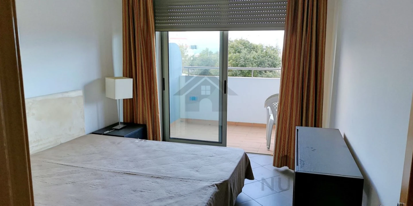 Apartamento T1 para Arrendamento em Portimão Foto 9