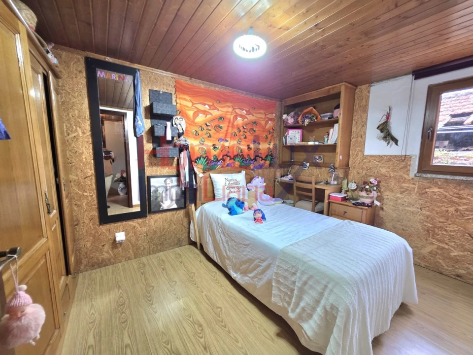 Moradia T4 para Venda em Tarouca e Dálvares Foto 16