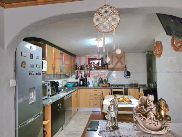 Moradia T4 para Venda em Tarouca e Dálvares