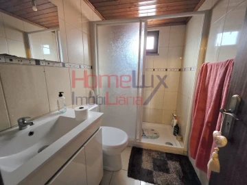 Moradia T4 para Venda em Tarouca e Dálvares