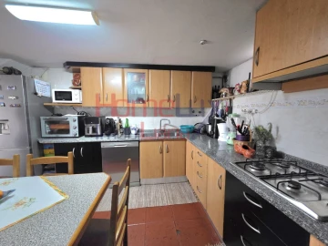 Moradia T4 para Venda em Tarouca e Dálvares