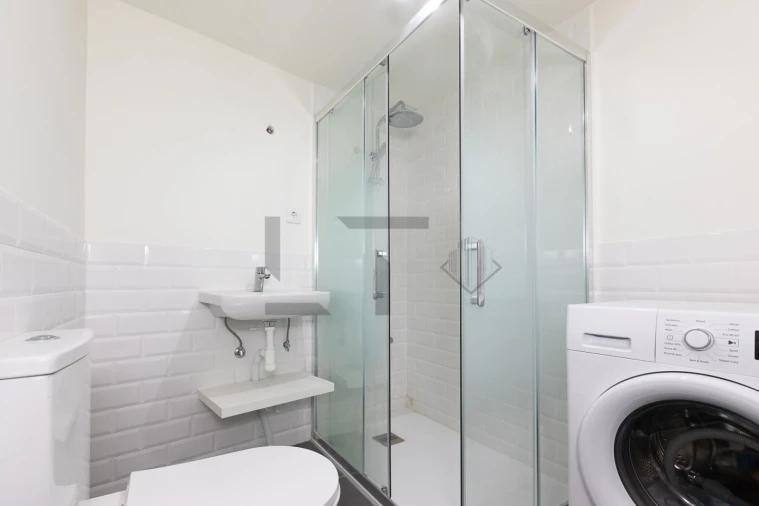 Apartamento T2 para Venda em Santa Maria Maior Foto 9