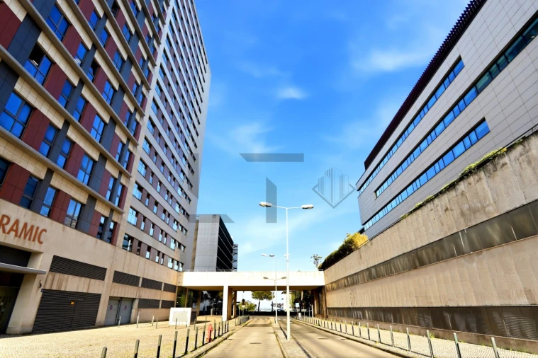 Escritório para Venda em Parque das Nações Foto 13