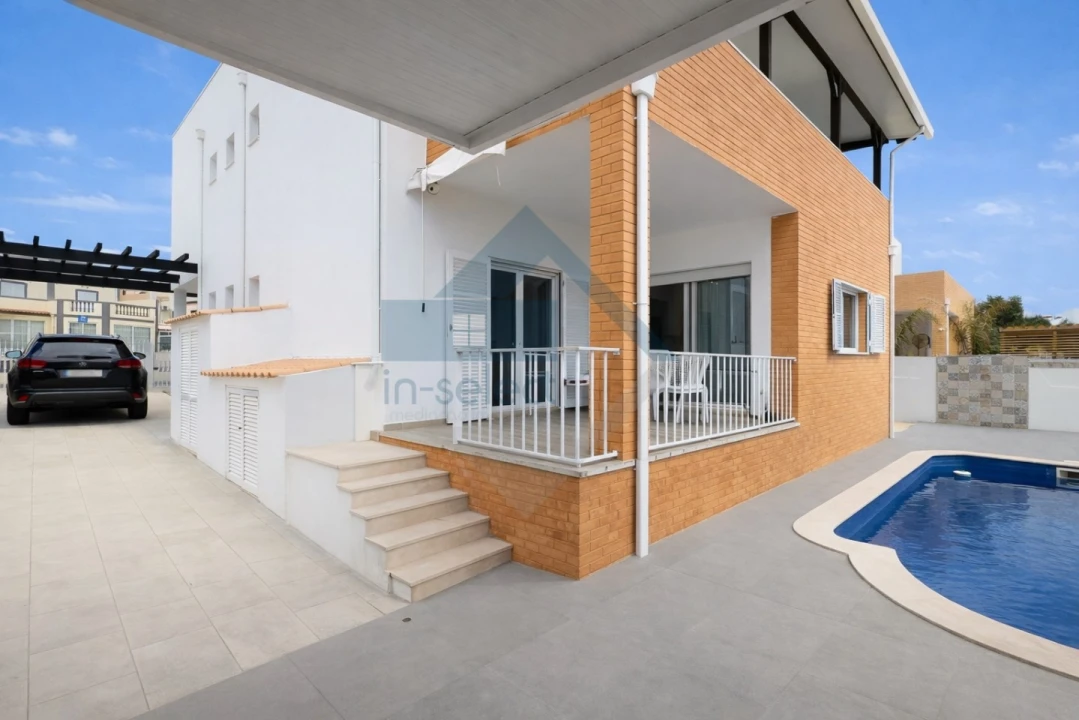 Moradia T5 para Venda em Moncarapacho e Fuseta Foto 3