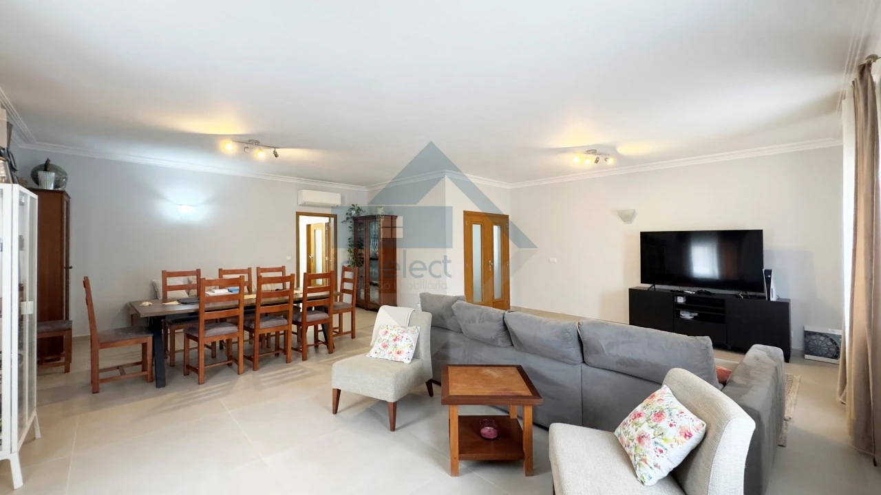 Moradia T5 para Venda em Moncarapacho e Fuseta Foto 11