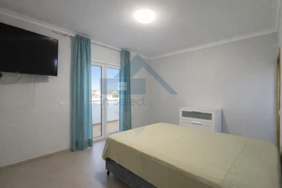 Moradia T5 para Venda em Moncarapacho e Fuseta