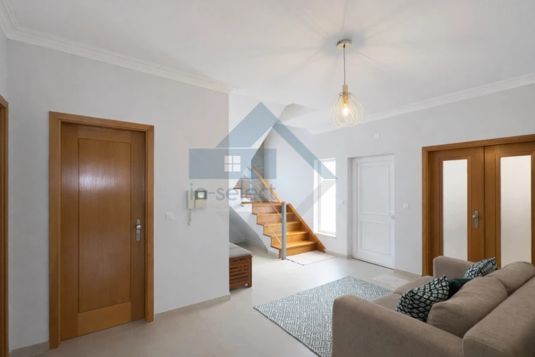 Moradia T5 para Venda em Moncarapacho e Fuseta Foto 9