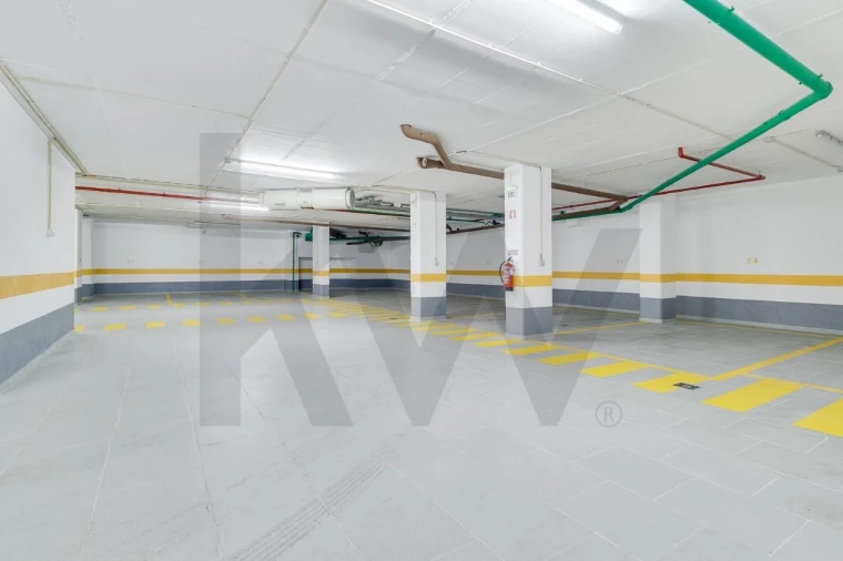 Apartamento T3 para Venda em São Domingos de Benfica Foto 36