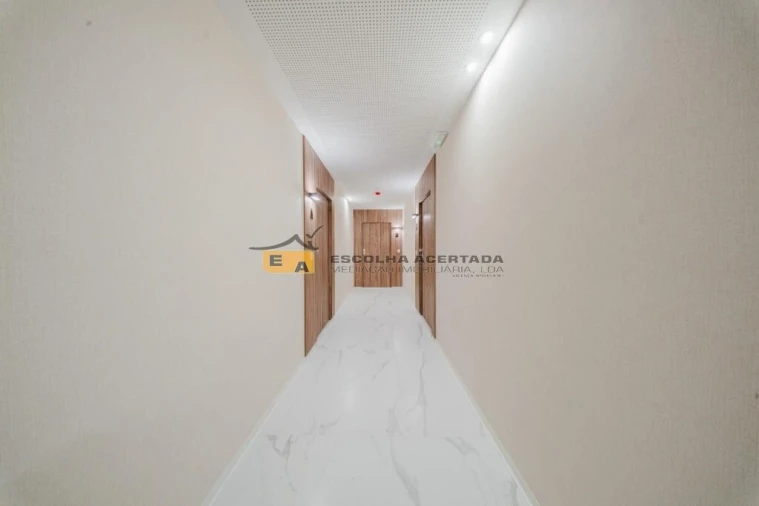 Apartamento T1 para Venda em Cidade da Maia Foto 10