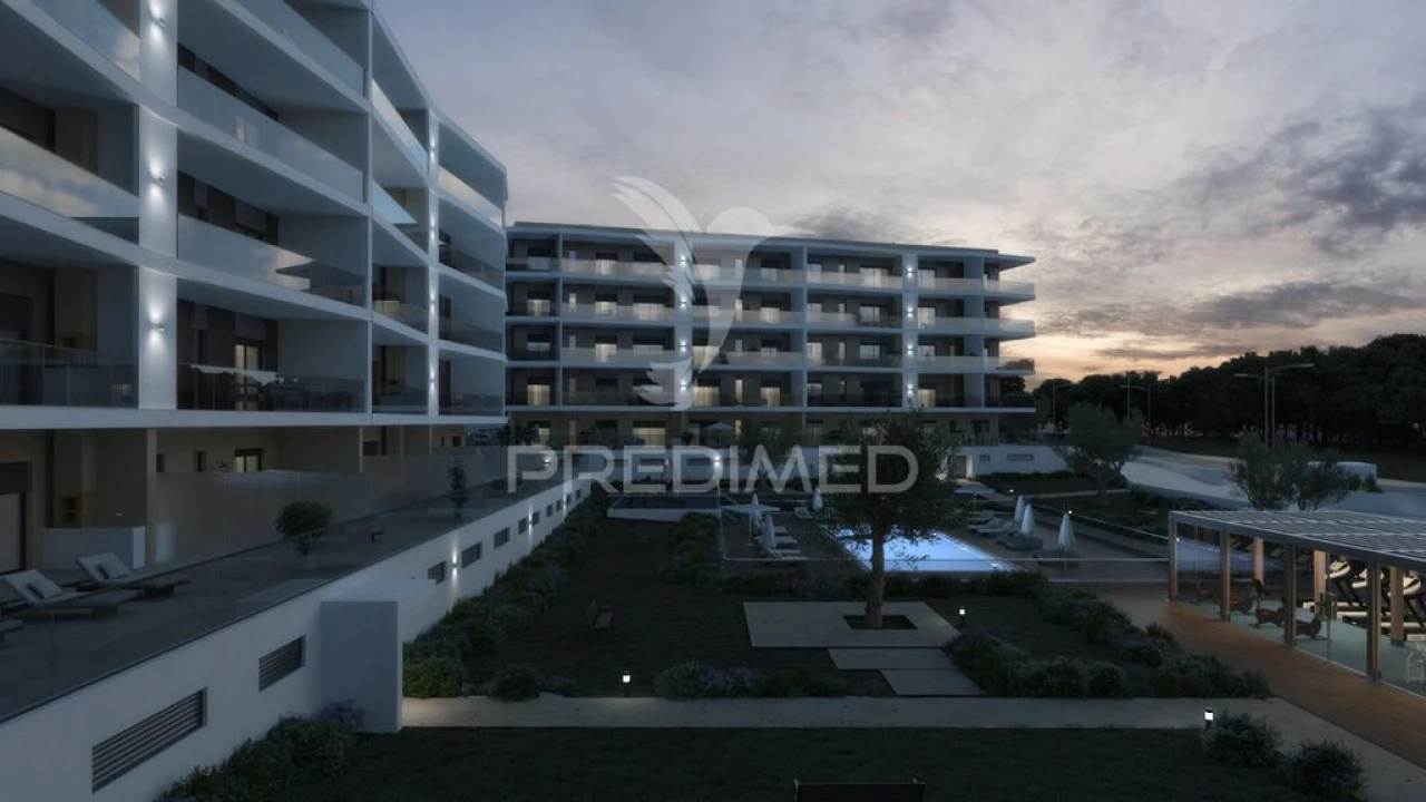 Apartamento T2 para Venda em Portimão Foto 19