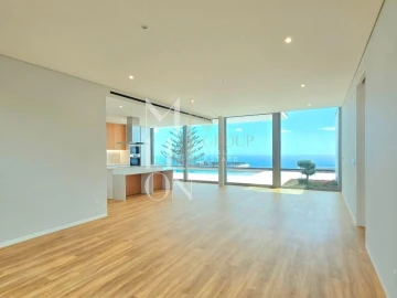 Moradia T4 para Venda em Estreito da Calheta