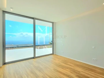 Moradia T4 para Venda em Estreito da Calheta