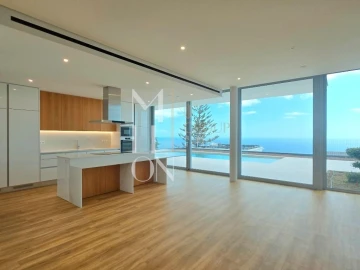 Moradia T4 para Venda em Estreito da Calheta