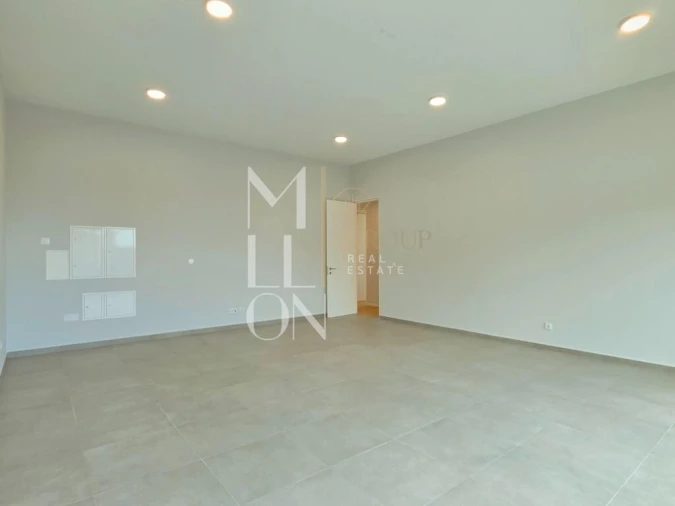 Moradia T4 para Venda em Estreito da Calheta Foto 36