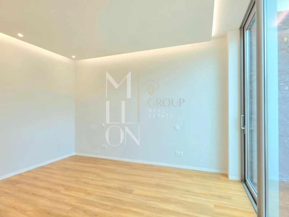 Moradia T4 para Venda em Estreito da Calheta Foto 28