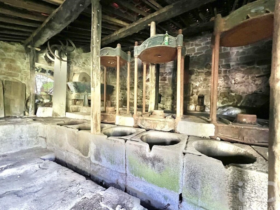 Prédio para Venda em Travanca de Lagos Foto 18