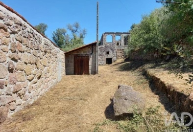 Prédio para Venda em Travanca de Lagos