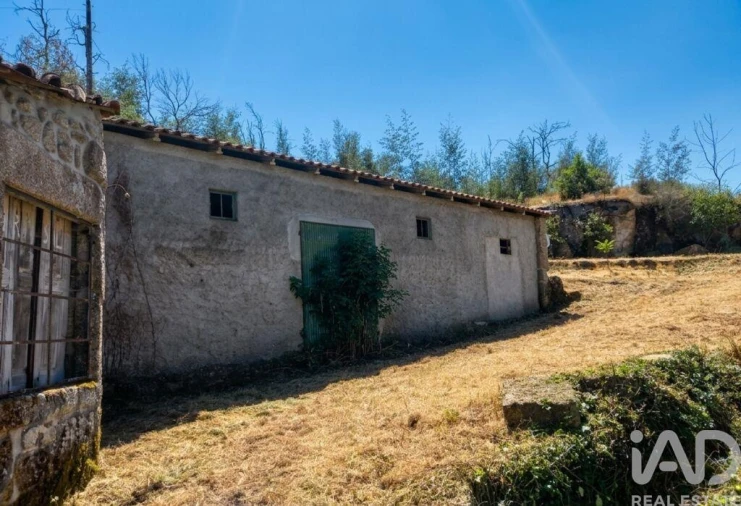 Prédio para Venda em Travanca de Lagos Foto 5