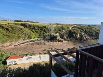 Moradia T2 para Venda em Porto Covo