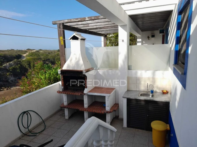 Moradia T2 para Venda em Porto Covo Foto 16