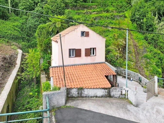 Moradia T1 para Venda em Ribeira da Janela Foto 3