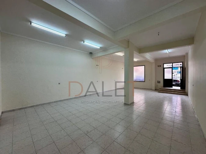 Loja para Venda em Cacém e São Marcos Foto 3